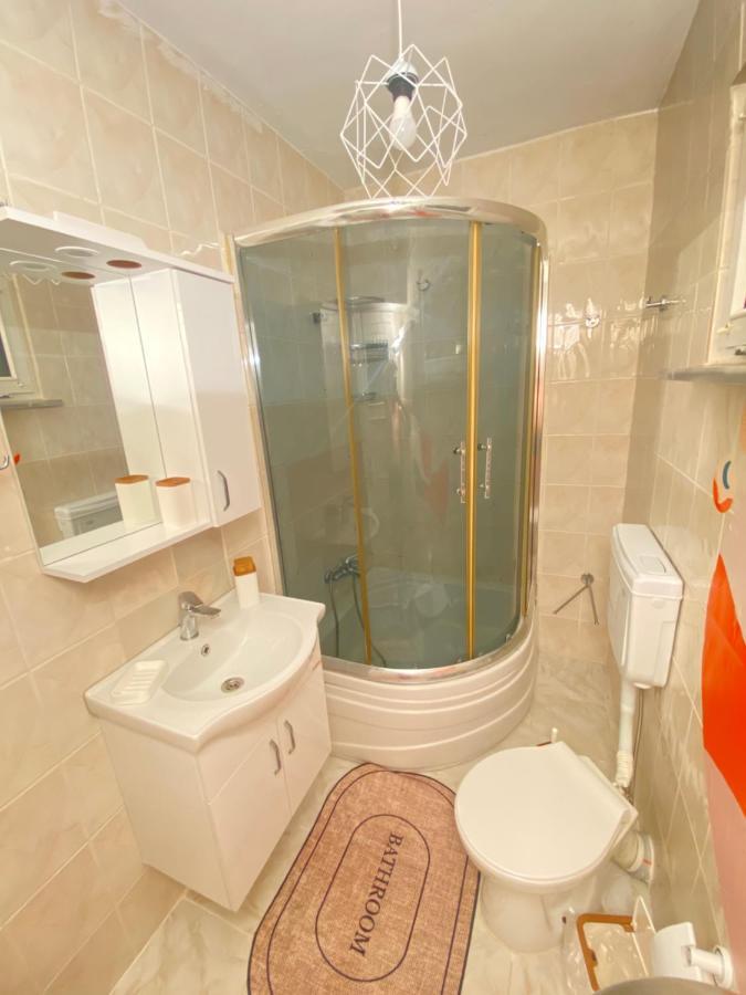 Apartment Stylish 2 Bedrooms 1 Lounge Flat In Kadikoey *
